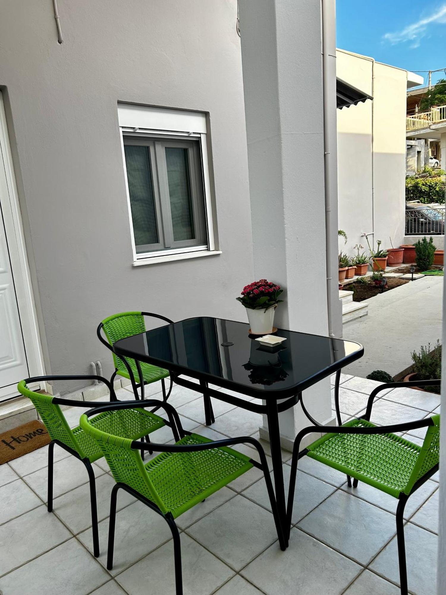 Flower House In Koropi-Near Airport 外观 照片
